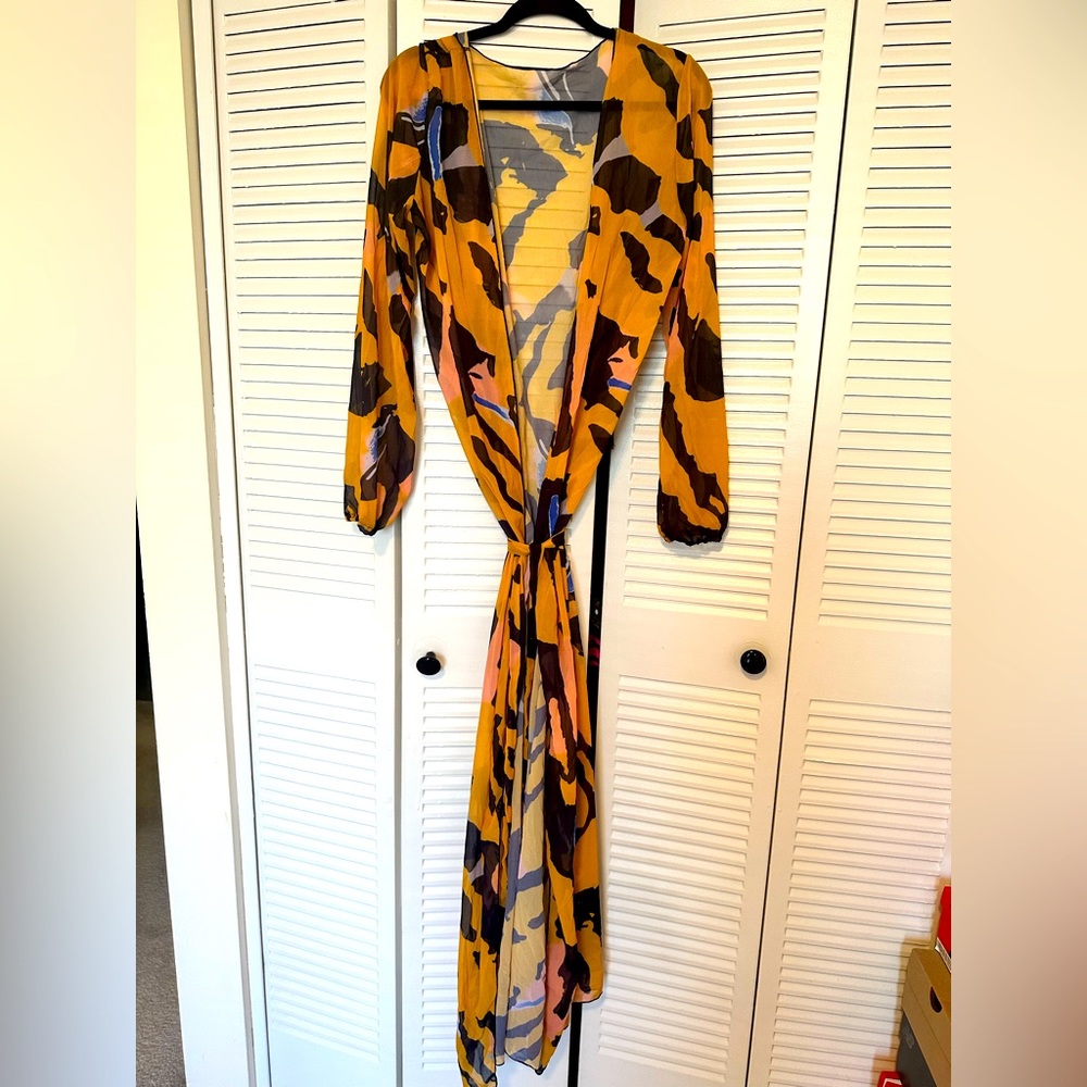 Worn once! Printed swim kimono size medium